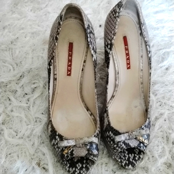 PRADA PYTHON SNAKESKIN LEATHER TAN BROWN LOGO CORK WEDGE HEELS PUMPS 8.5 - Picture 13 of 14